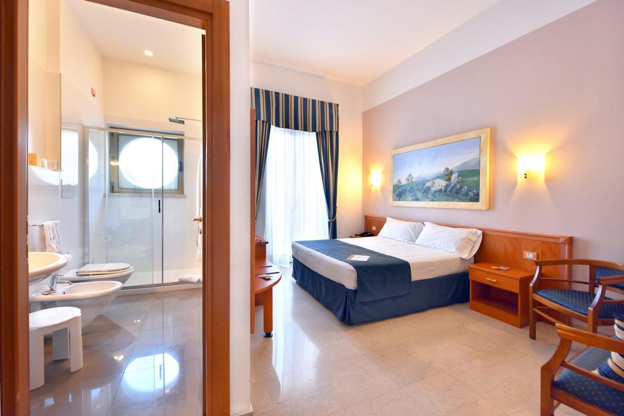 Hotel D'Altavilla Canosa di Puglia Exterior foto